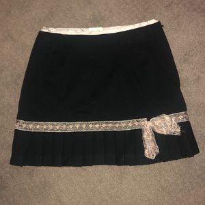 Black Pleated Skirt with pink detail